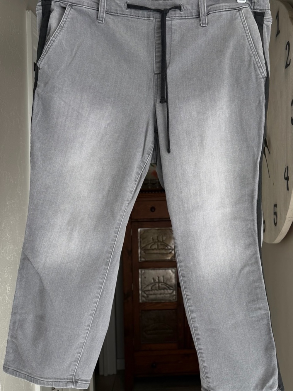 torrid Gray Cropped Pull-On Pants